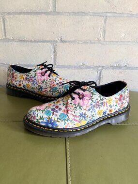 Dr. Martens Wunderlust white floral 1461 oxford size US W 11 / UK 9 EUC